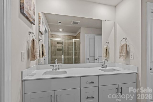 605 Cedar Knoll Circle, Pineville, NC 28134
