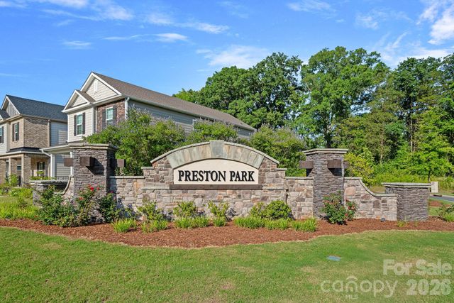 605 Cedar Knoll Circle, Pineville, NC 28134