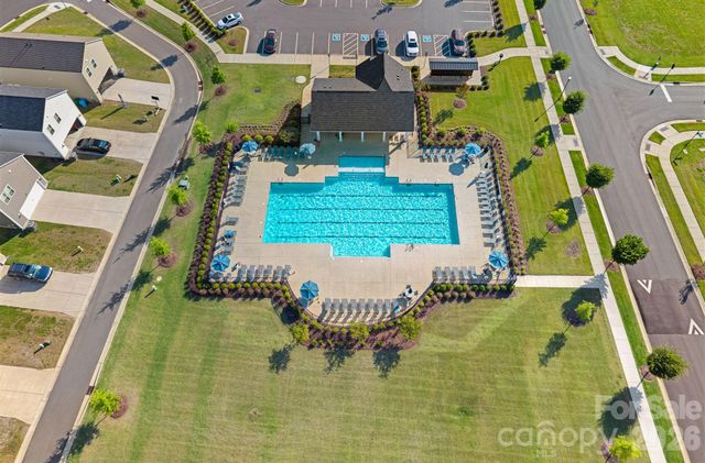 605 Cedar Knoll Circle, Pineville, NC 28134