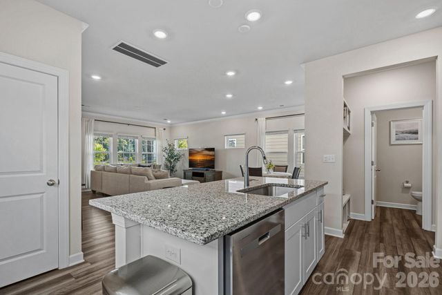 605 Cedar Knoll Circle, Pineville, NC 28134
