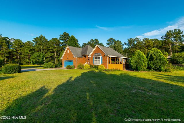 460 Riverside Road, Grifton, NC 28530