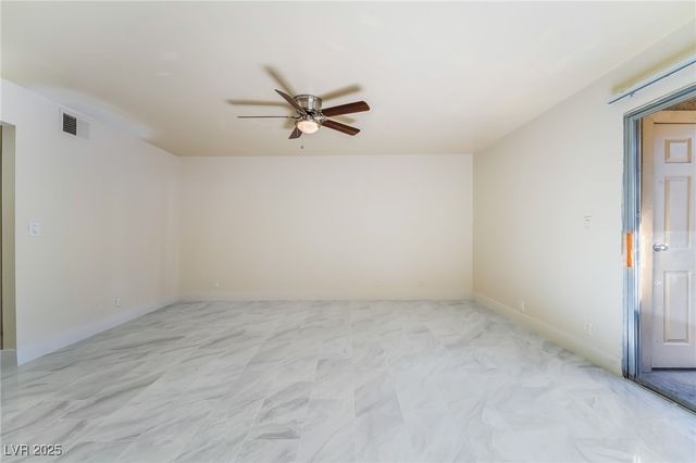 5261 River Glen Drive 201, Las Vegas, NV 89103