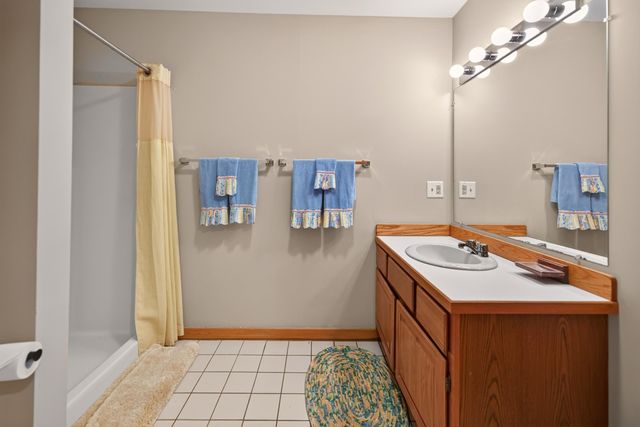 11 Stone Ridge Loop, Dover, VT 05356