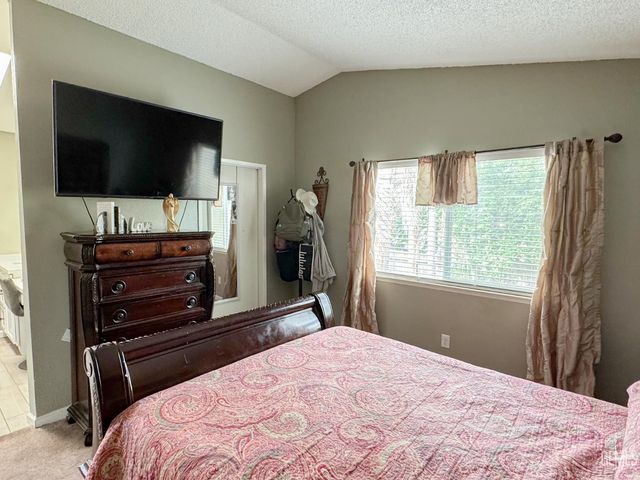 5909 Lugene Avenue, Bakersfield, CA 93313