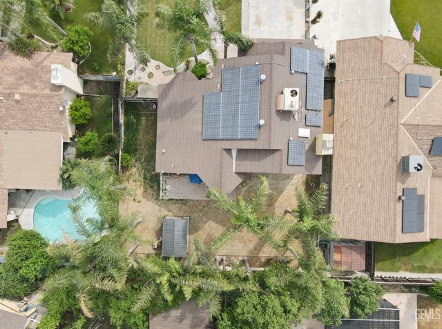 5909 Lugene Avenue, Bakersfield, CA 93313