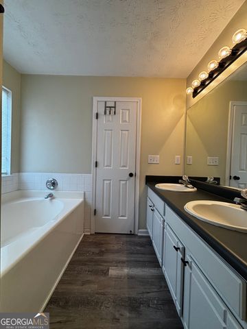 4320 Catalpa Court, Ellenwood, GA 30294