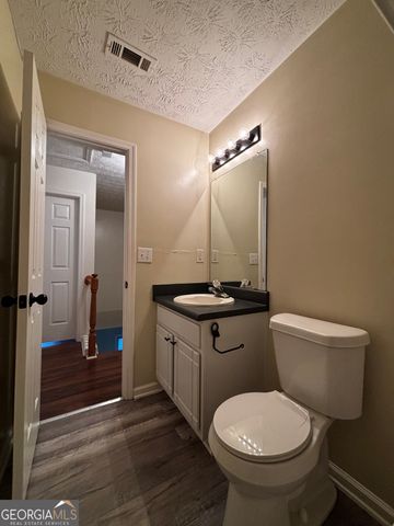 4320 Catalpa Court, Ellenwood, GA 30294