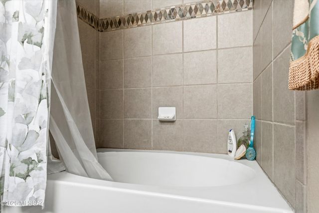 7050 E Sunrise Dr Unit 2201, Tucson, AZ 85750