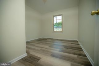9 BARTLEY CT, Nottingham, MD 21236