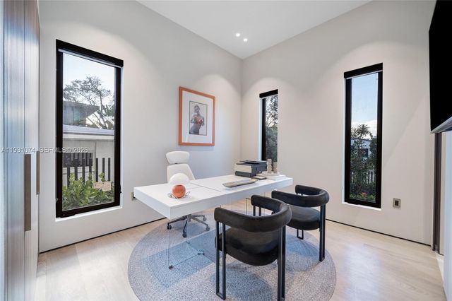 1045 W 47th Ct, Miami Beach, FL 33140