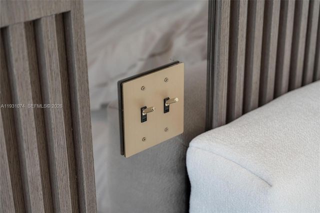 1045 W 47th Ct, Miami Beach, FL 33140