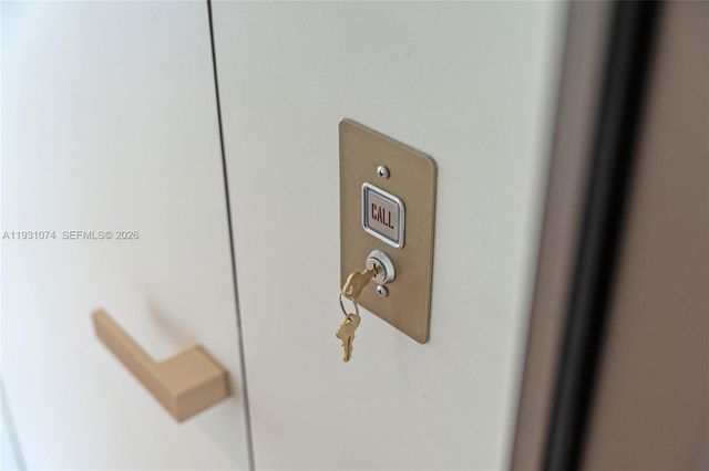 1045 W 47th Ct, Miami Beach, FL 33140