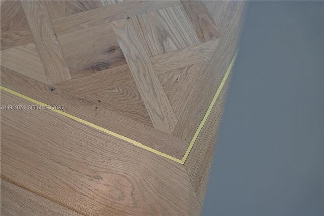 1045 W 47th Ct, Miami Beach, FL 33140