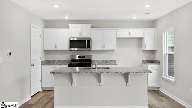2126 Pierett Circle, Woodruff, SC 29388