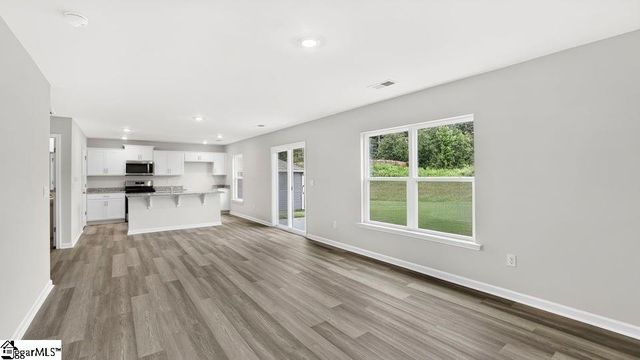 2126 Pierett Circle, Woodruff, SC 29388