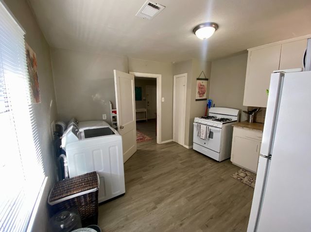 5631 Arlington Park Drive, Dallas, TX 75235