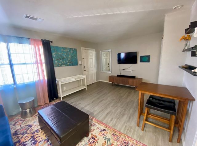 5631 Arlington Park Drive, Dallas, TX 75235