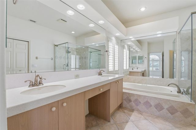 1350 DARTFORD DRIVE, Tarpon Springs, FL 34688