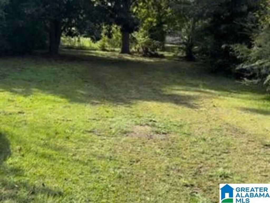 12 CENTER STREET, Bessemer, AL 35020
