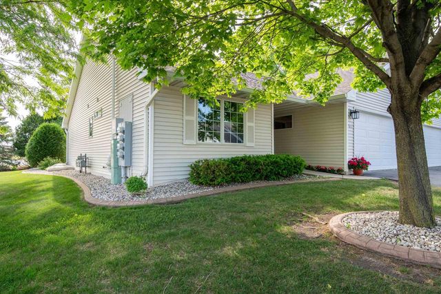 485 W PACKER AVENUE, Oshkosh, WI 54901