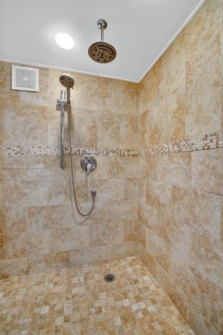 1833 S Ocean Dr 1004, Hallandale Beach, FL 33009