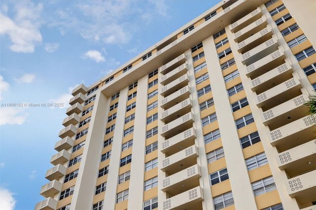 1833 S Ocean Dr 1004, Hallandale Beach, FL 33009