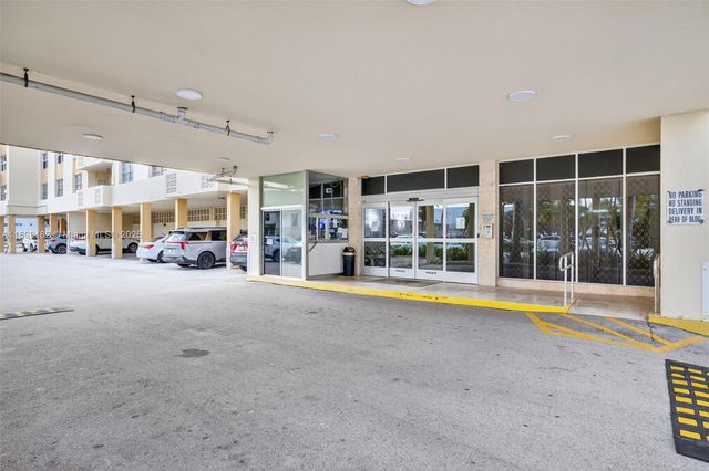 1833 S Ocean Dr 1004, Hallandale Beach, FL 33009