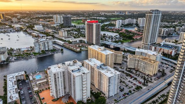 1833 S Ocean Dr 1004, Hallandale Beach, FL 33009