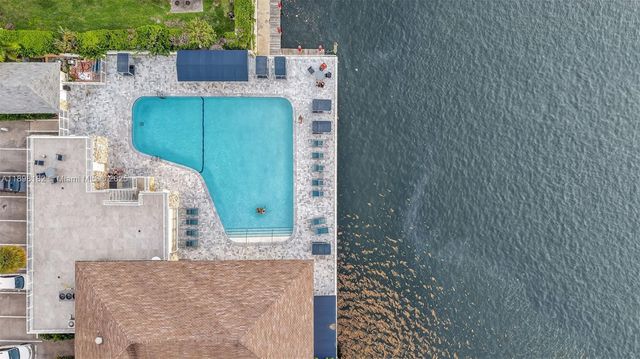 1833 S Ocean Dr 1004, Hallandale Beach, FL 33009