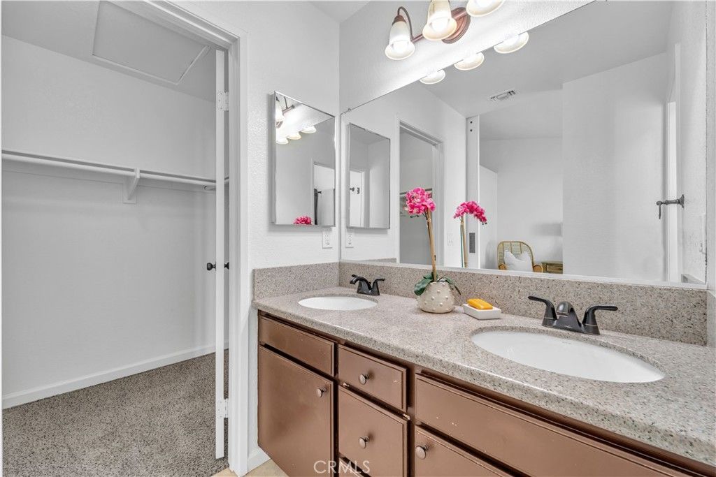 Image 13 of property listing at 2848 Trakell, Rosamond, CA 93560