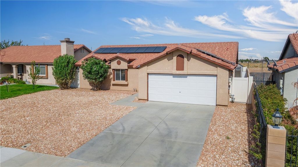 Image 25 of property listing at 2848 Trakell, Rosamond, CA 93560