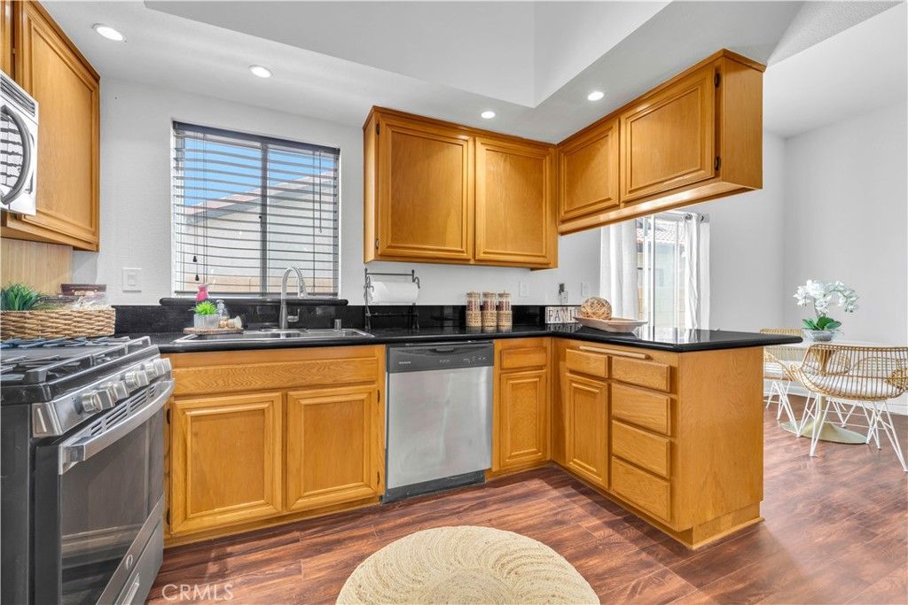 Image 7 of property listing at 2848 Trakell, Rosamond, CA 93560
