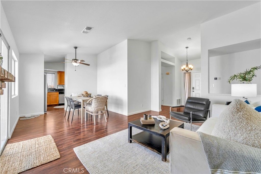 Image 9 of property listing at 2848 Trakell, Rosamond, CA 93560