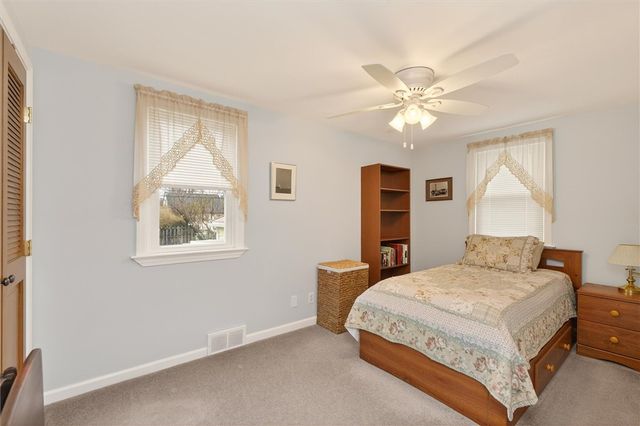 89 Haddon Road, Greece, NY 14626