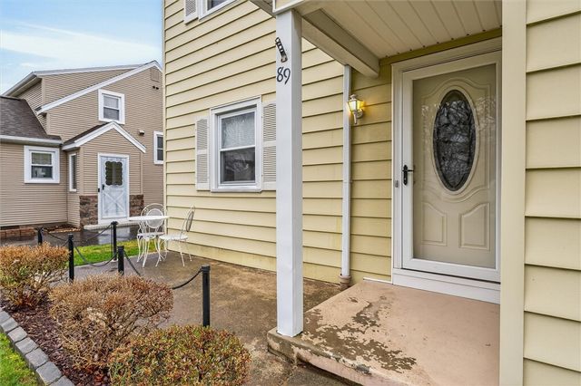 89 Haddon Road, Greece, NY 14626