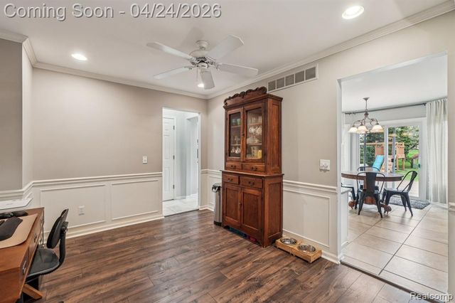 5819 Valley Drive, Clarkston, MI 48348