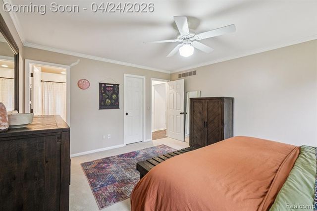 5819 Valley Drive, Clarkston, MI 48348