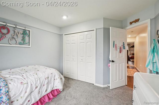 5819 Valley Drive, Clarkston, MI 48348