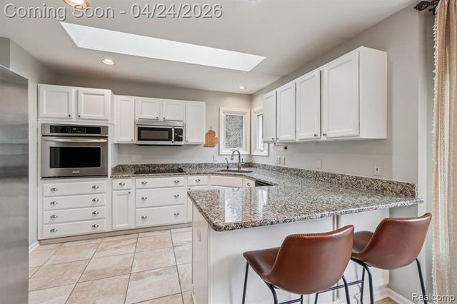 5819 Valley Drive, Clarkston, MI 48348