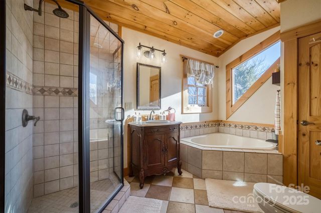 1186 Grandview Peaks Drive, Nebo, NC 28761