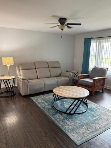 5564 Redwood Avenue, Portage, IN 46368