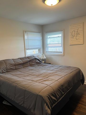 5564 Redwood Avenue, Portage, IN 46368