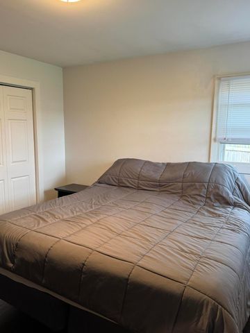 5564 Redwood Avenue, Portage, IN 46368