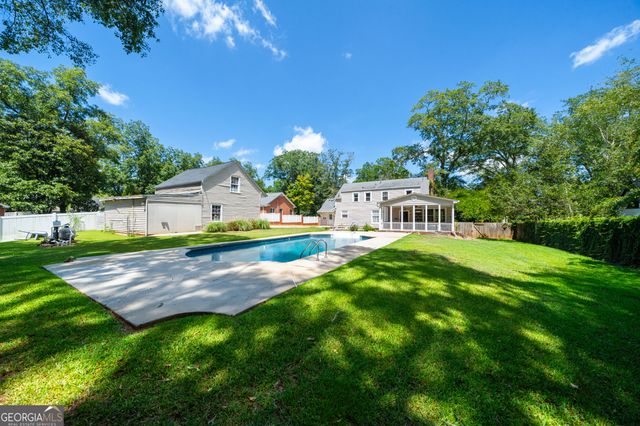 711 Maple Drive, Griffin, GA 30224