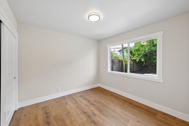 9060 New Dawn Dr, Sacramento, CA 95826