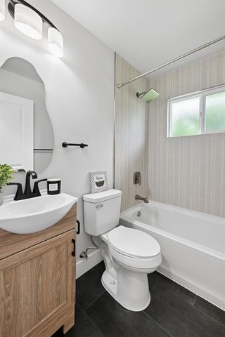 9060 New Dawn Dr, Sacramento, CA 95826