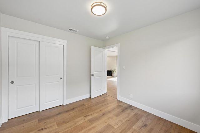 9060 New Dawn Dr, Sacramento, CA 95826