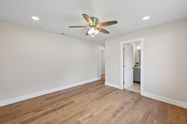 9060 New Dawn Dr, Sacramento, CA 95826