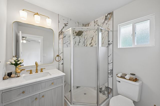 9060 New Dawn Dr, Sacramento, CA 95826