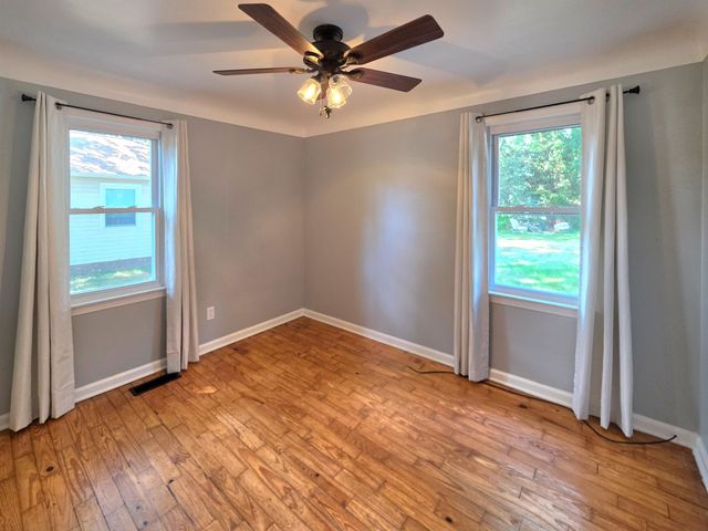 807 Borton Avenue, Essexville, MI 48732